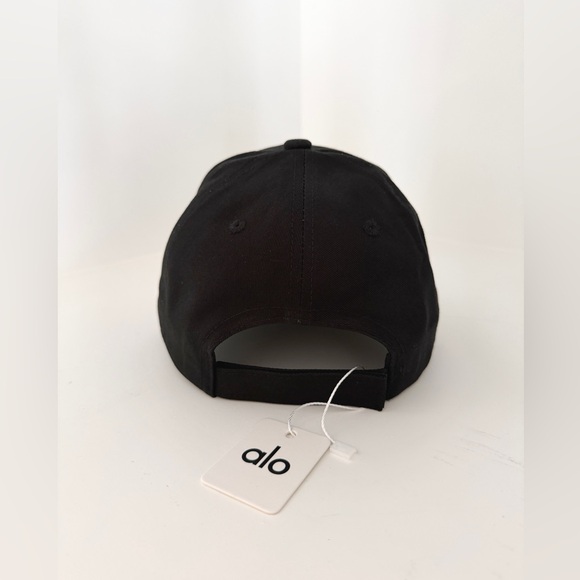 Black Alo yoga hat - Picture 3 of 3